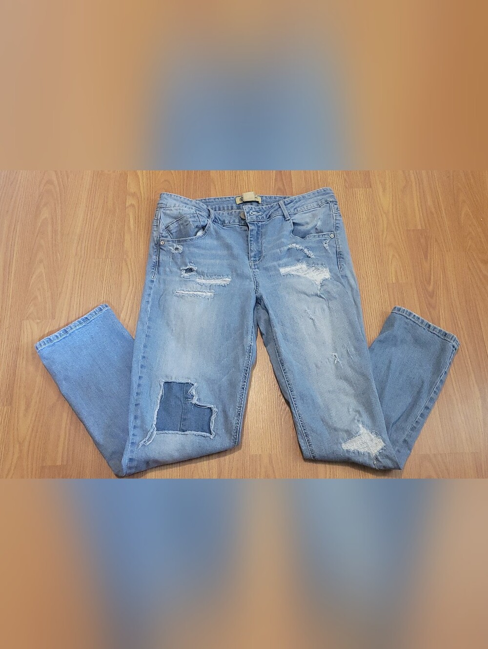 Democracy Girlfriend Jeans Size 12 Light Wash Distressed Patchwork Absolution